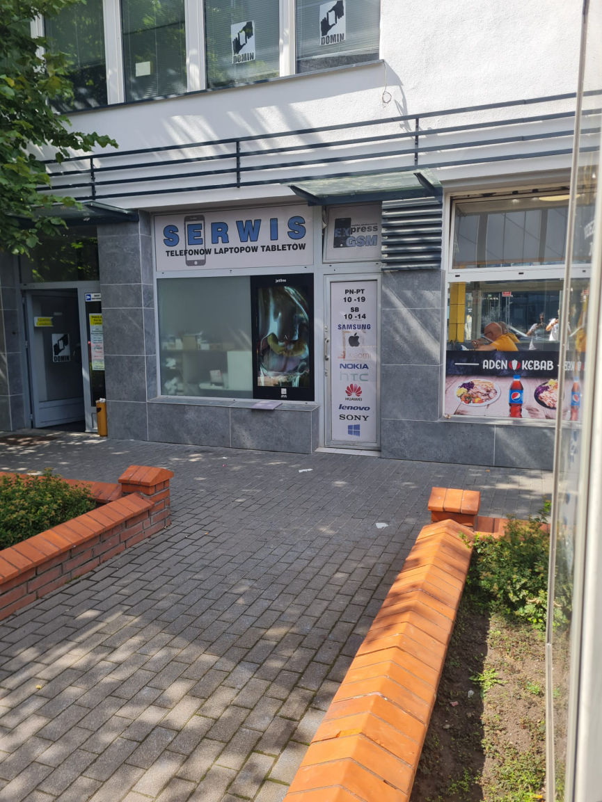 Срочный ремонт айфонов Варшава